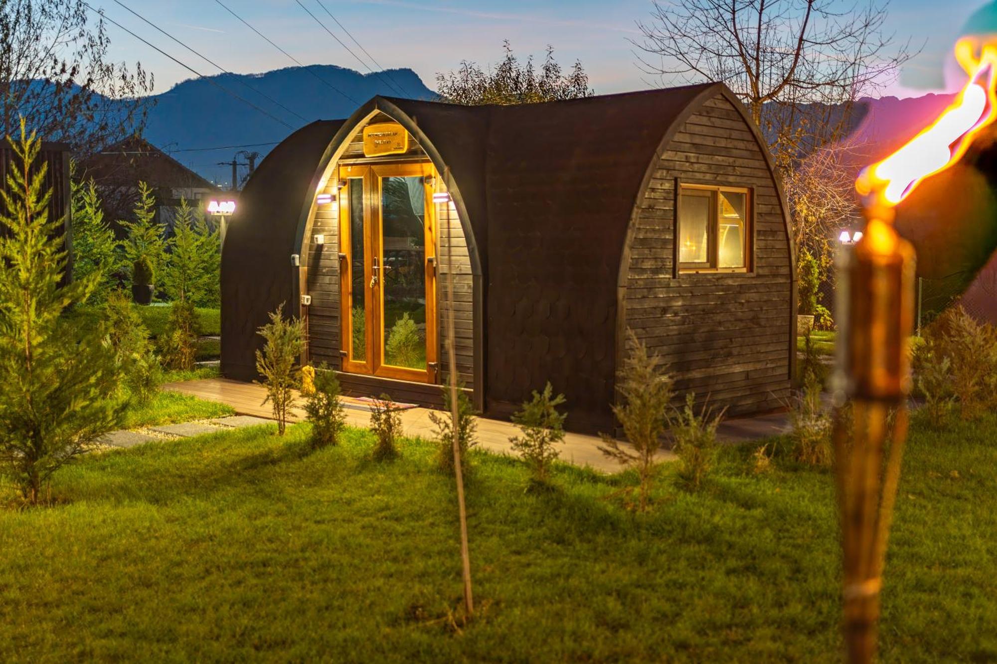 Glamp In Style Pods Resort برانْ المظهر الخارجي الصورة