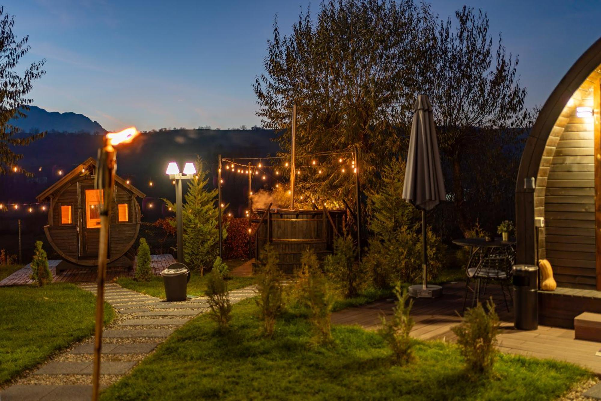 Glamp In Style Pods Resort برانْ المظهر الخارجي الصورة