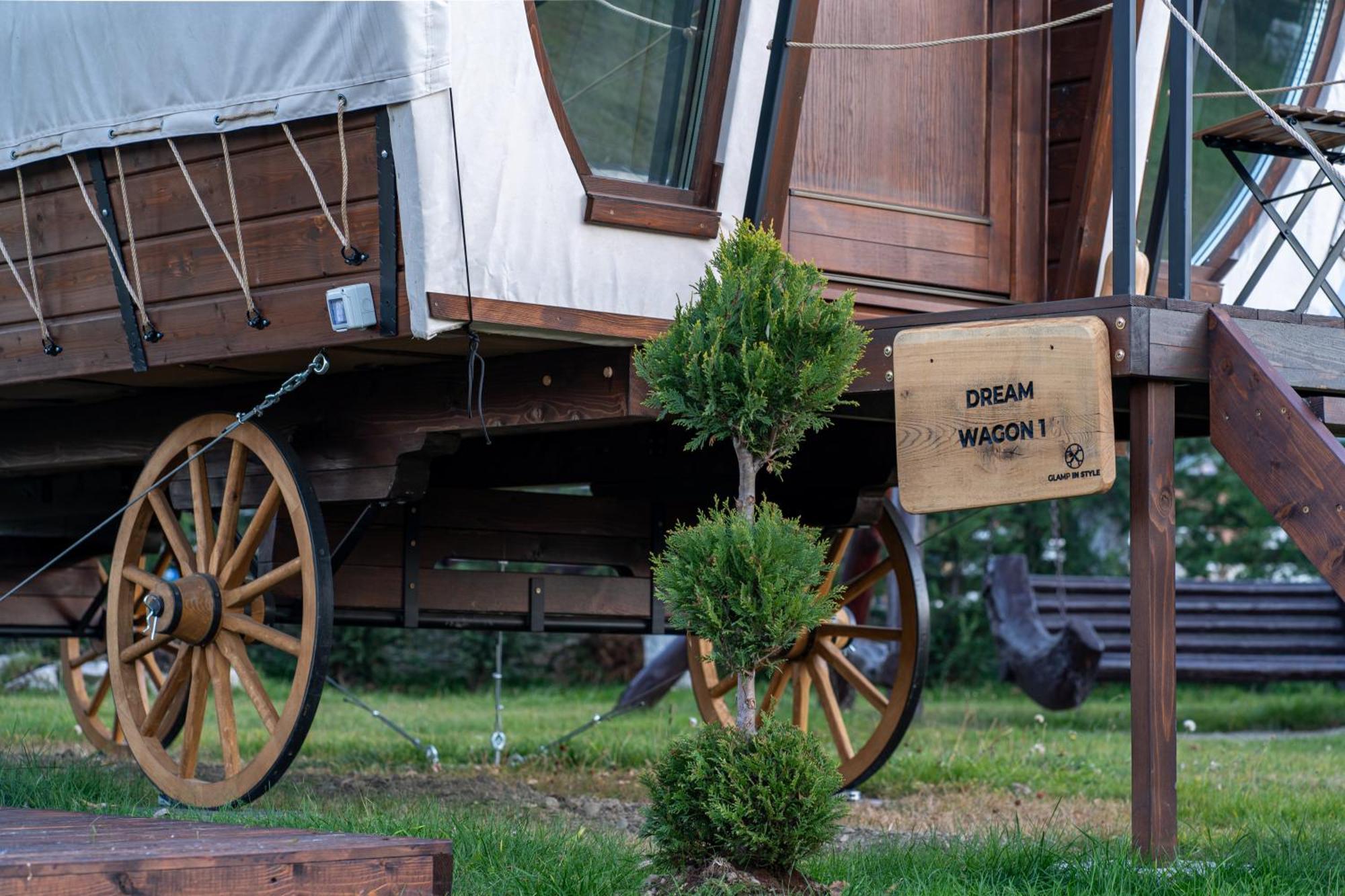 Glamp In Style Pods Resort برانْ المظهر الخارجي الصورة