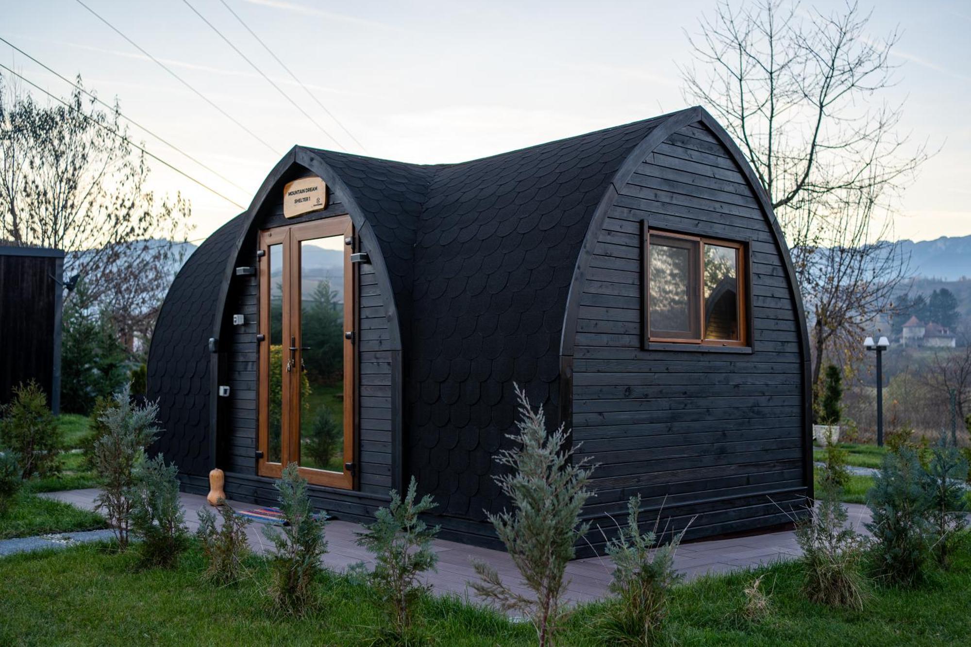 Glamp In Style Pods Resort برانْ المظهر الخارجي الصورة