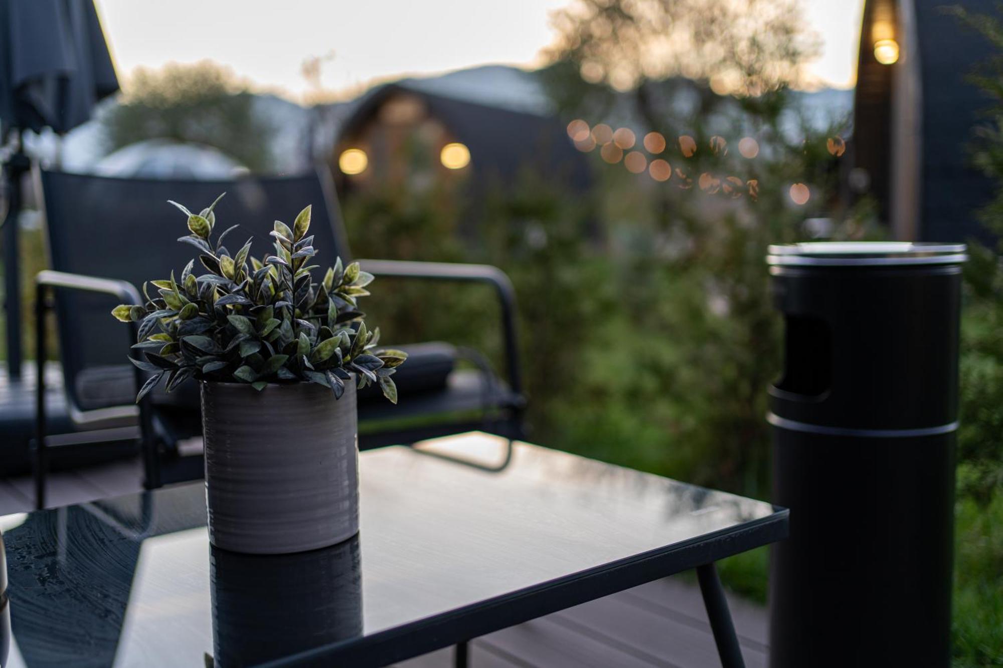 Glamp In Style Pods Resort برانْ المظهر الخارجي الصورة