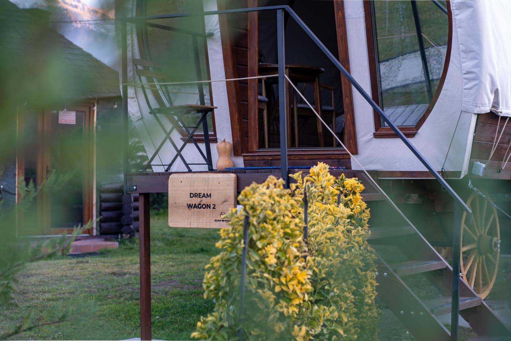 Glamp In Style Pods Resort برانْ المظهر الخارجي الصورة